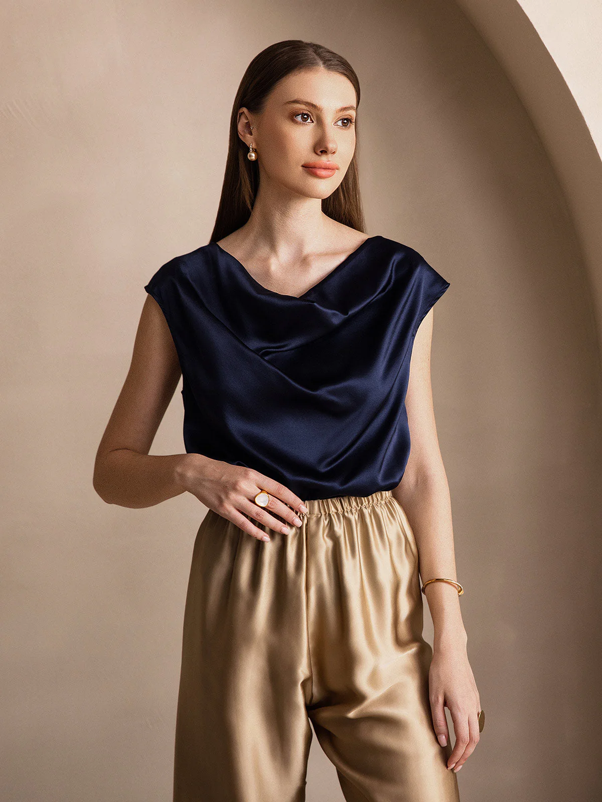 19Momme Soie Col Bateau Cap Manches Blouse - Image 63