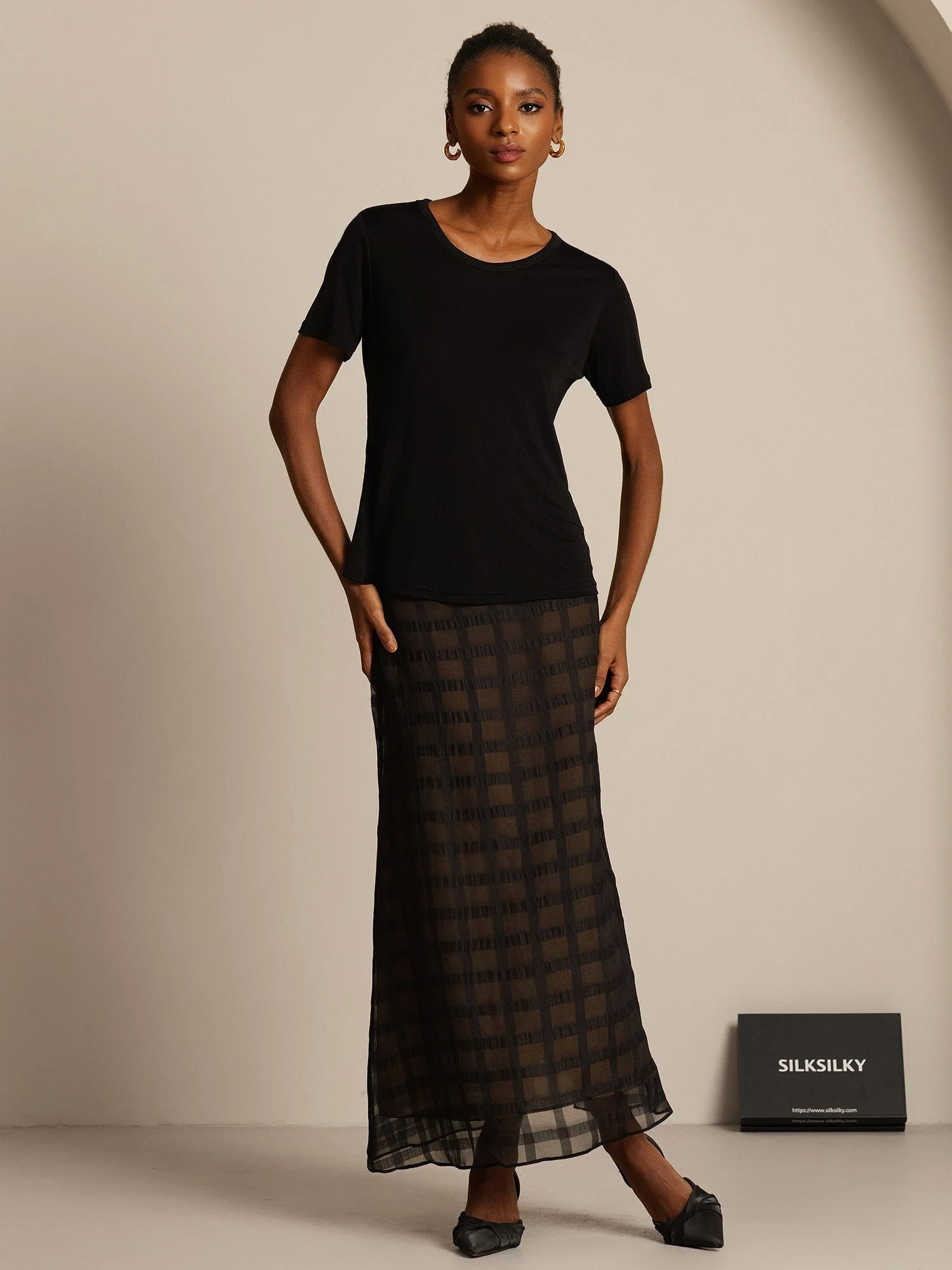 T-Shirt Col Rond à Manches Courtes en Pure Soie pour Femmes - Image 13