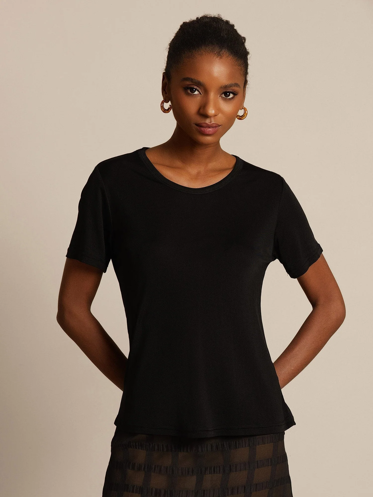 T-Shirt Col Rond à Manches Courtes en Pure Soie pour Femmes - Image 14