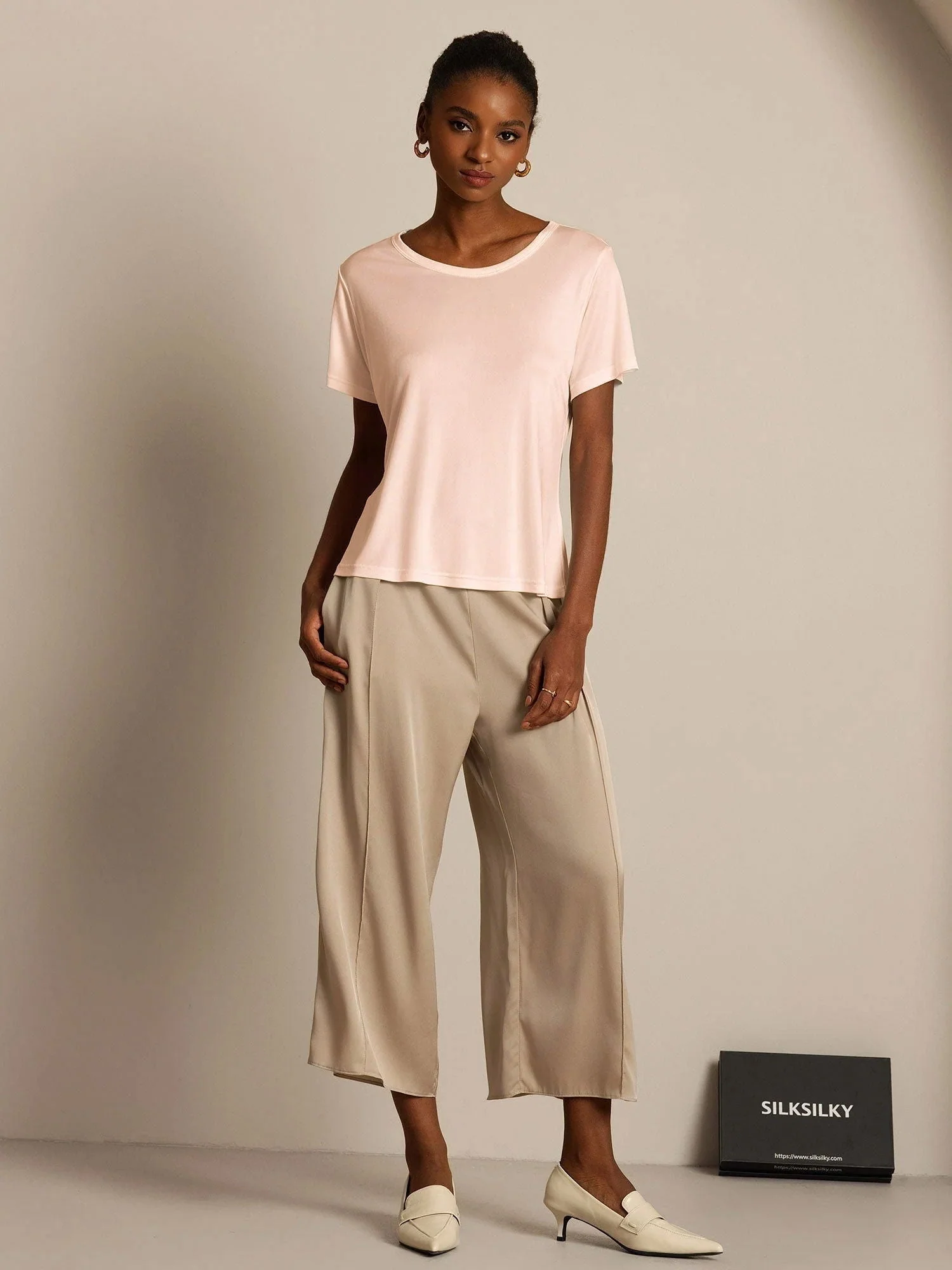 T-Shirt Col Rond à Manches Courtes en Pure Soie pour Femmes - Image 21