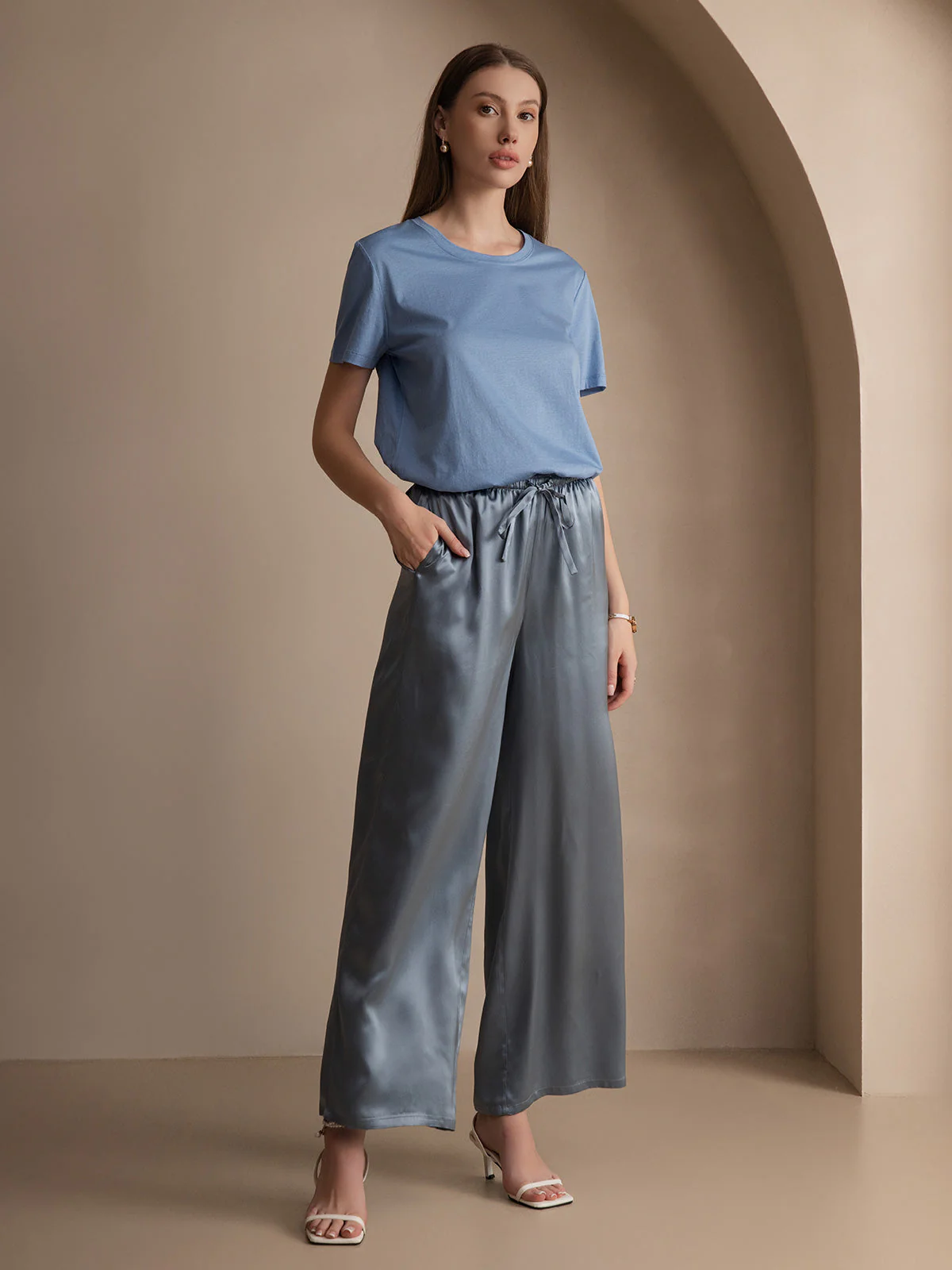 T-Shirt Col Rond à Manches Courtes en Pure Soie pour Femmes - Image 42