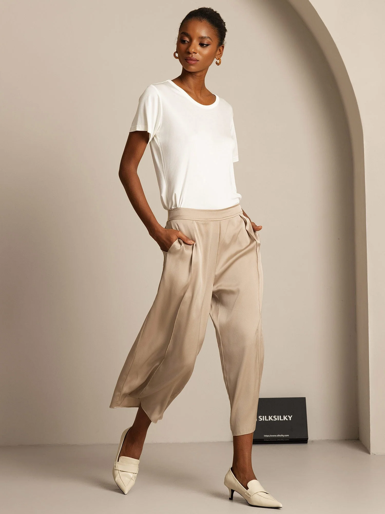 T-Shirt Col Rond à Manches Courtes en Pure Soie pour Femmes - Image 7