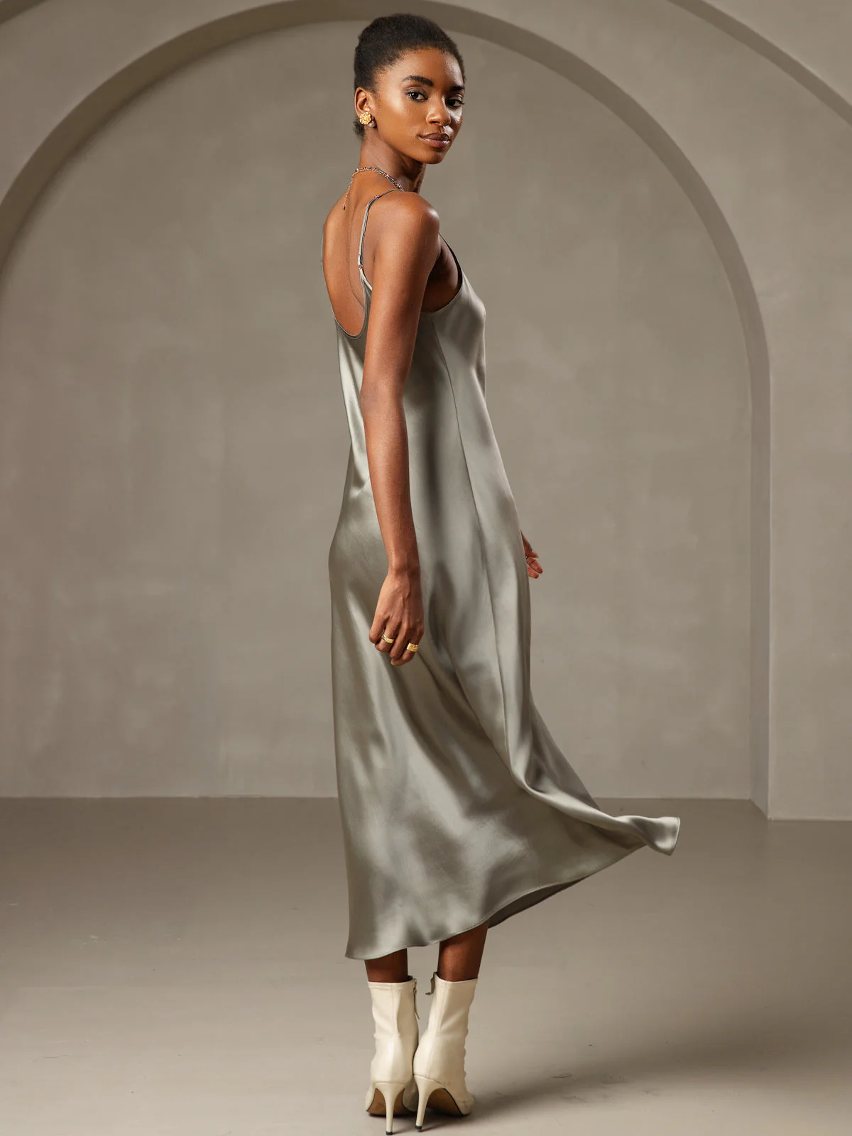 100% Soie de Mûrier Robe Longue Midi à Bretelles Spaghettis - Image 28