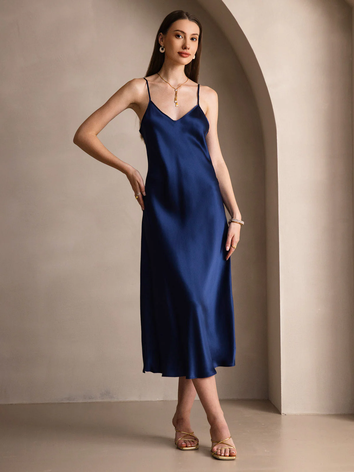 100% Soie de Mûrier Robe Longue Midi à Bretelles Spaghettis - Image 51
