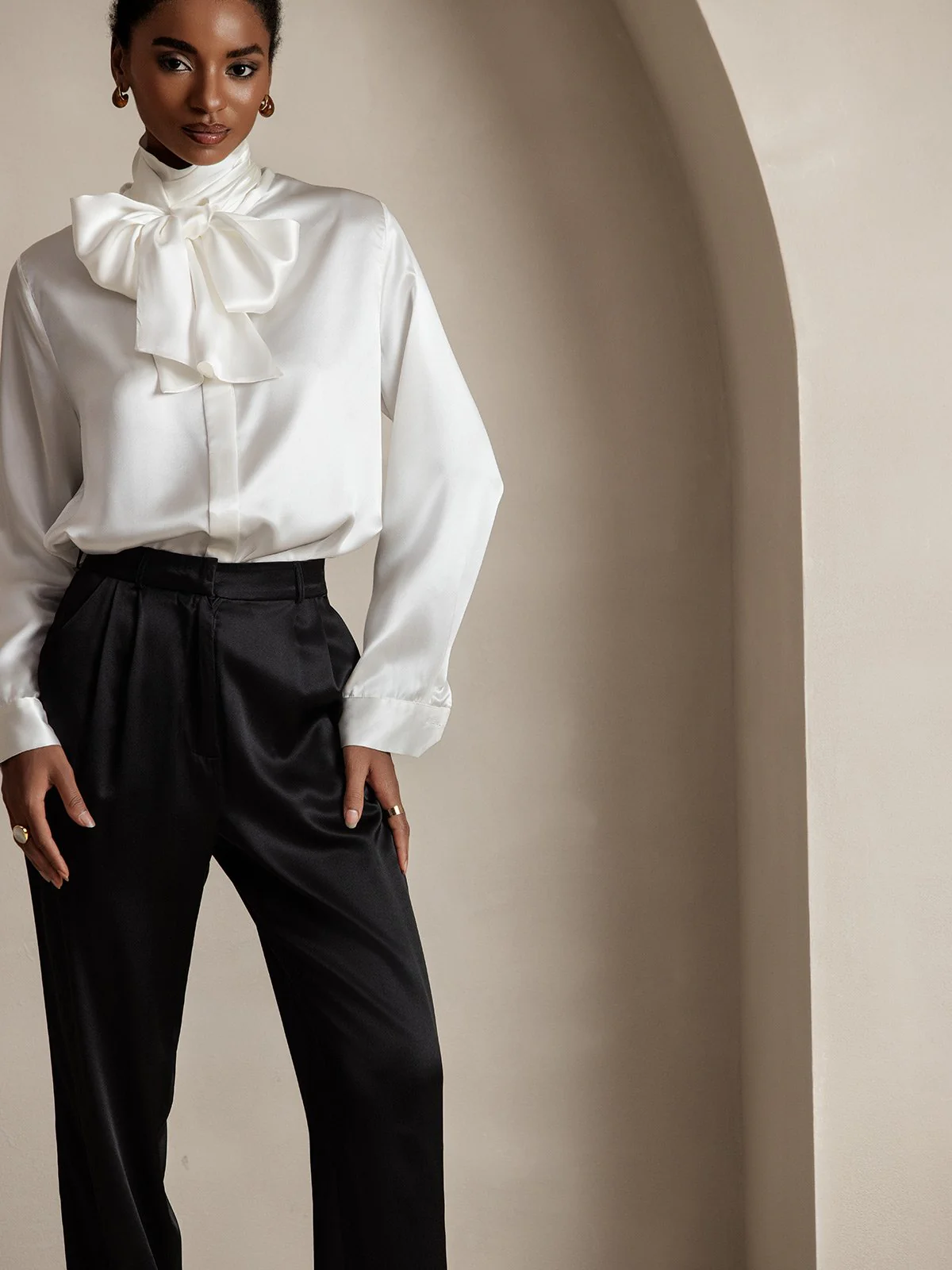 19Momme Pantalons de costume en soie classiques intemporels droits - Image 3