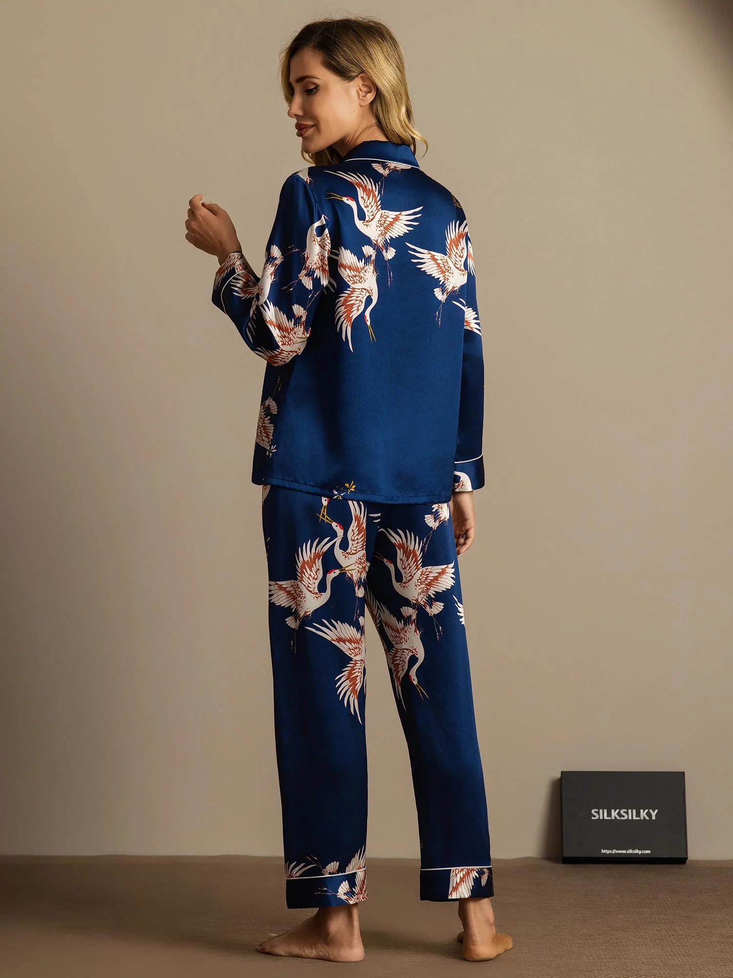 Ensemble De Pyjama En Soie Pure 19Momme À Revers Et À Manches Longues Pour Femme Avec Imprimé Grue - Image 16