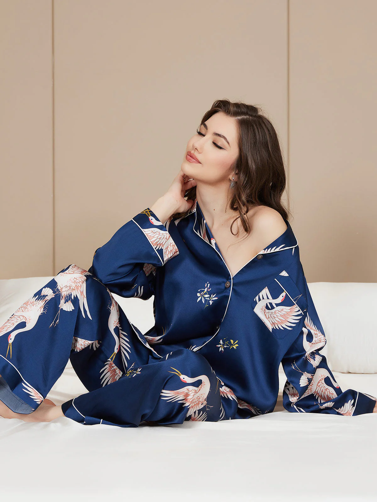 Ensemble De Pyjama En Soie Pure 19Momme À Revers Et À Manches Longues Pour Femme Avec Imprimé Grue - Image 9