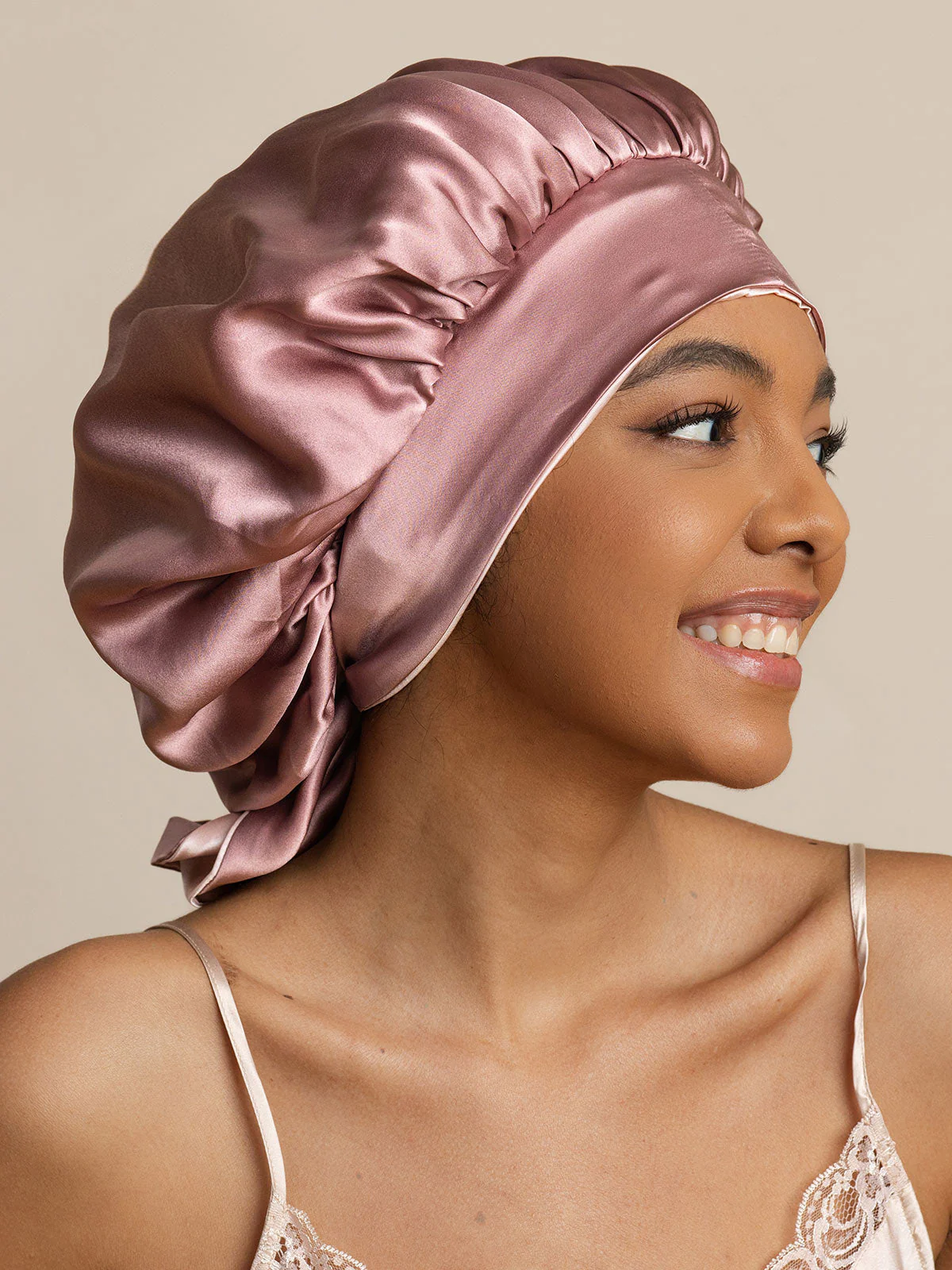 Bonnet en Soie Casual pour Femme avec Rubans Longs (Bicolore et Réversible) - Image 17